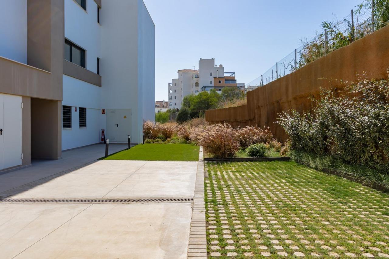 Cosy And Centrally Located Apartment In Estepona Extérieur photo