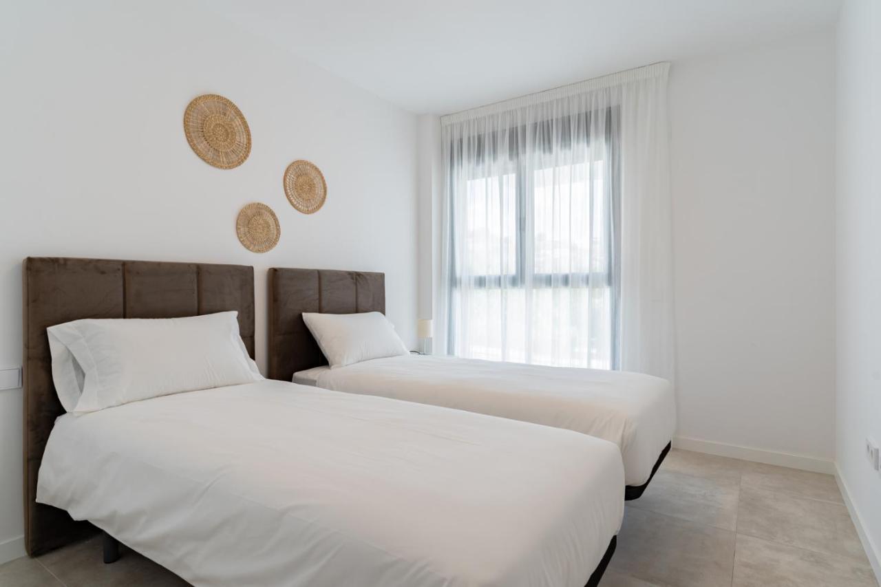 Cosy And Centrally Located Apartment In Estepona Extérieur photo