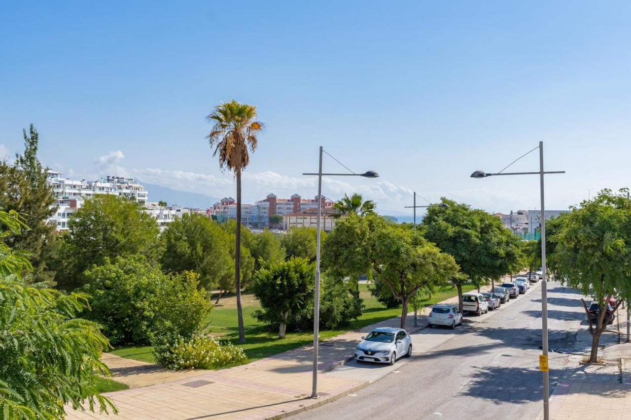 Cosy And Centrally Located Apartment In Estepona Extérieur photo